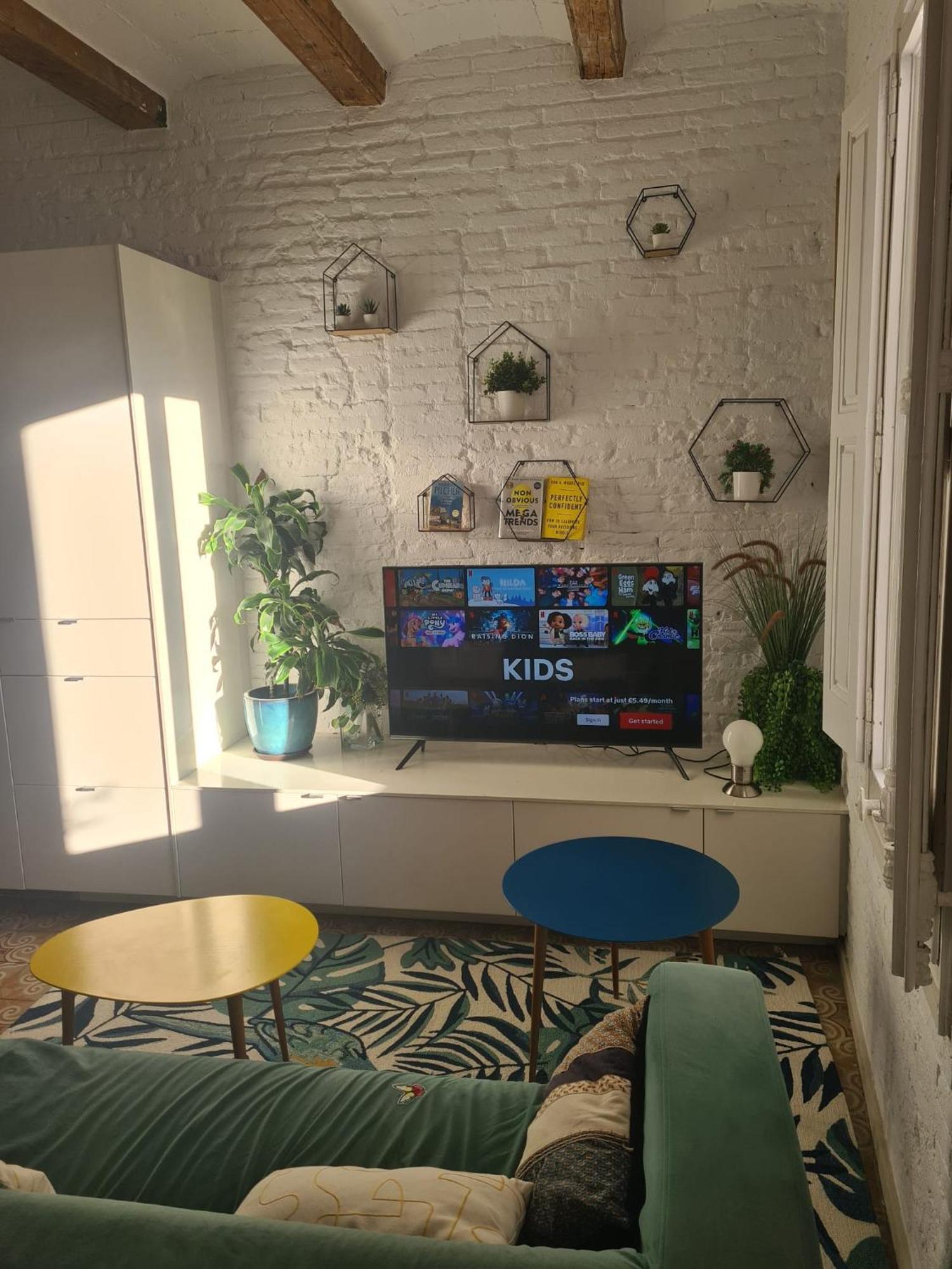 Enchanting 2 Bedroom Flat With Terrace Near Placa Espanya 巴塞罗那 外观 照片
